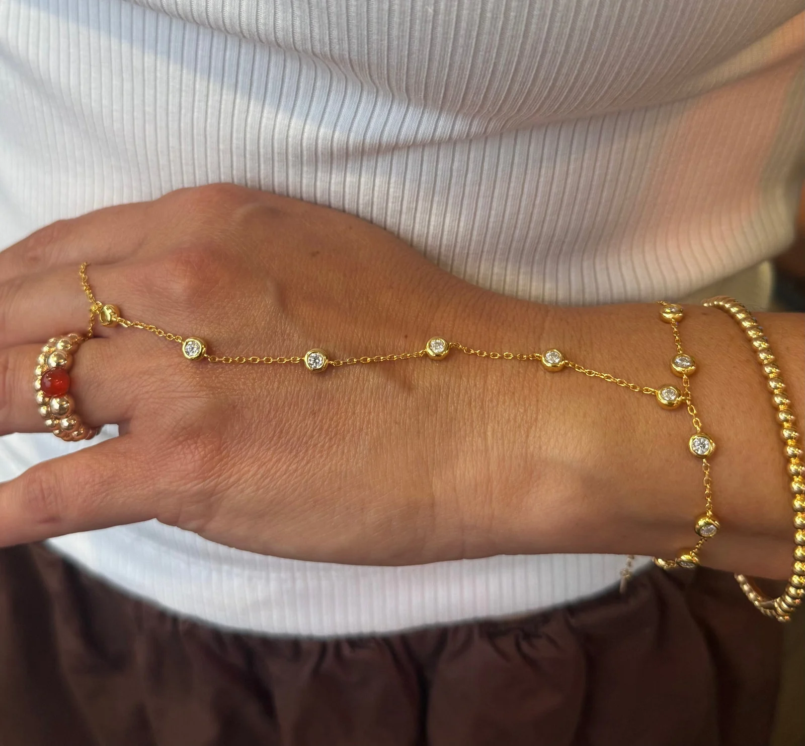 1.4 CT Hand Chain Bracelet worn