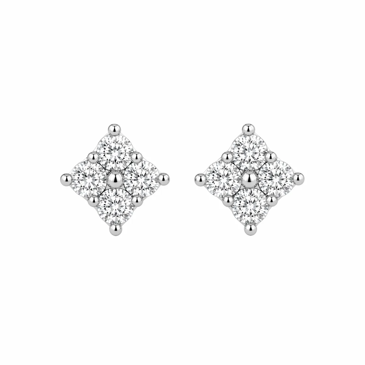 Mini clover stud earrings